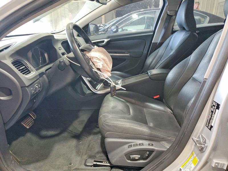 Photo 7 from auction – 2016 VOLVO S60 with VIN YV126MFK9G2405306