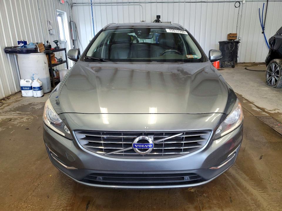 Снимка 5 от търг – 2017 VOLVO V60 с VIN YV140MEK4H1355661