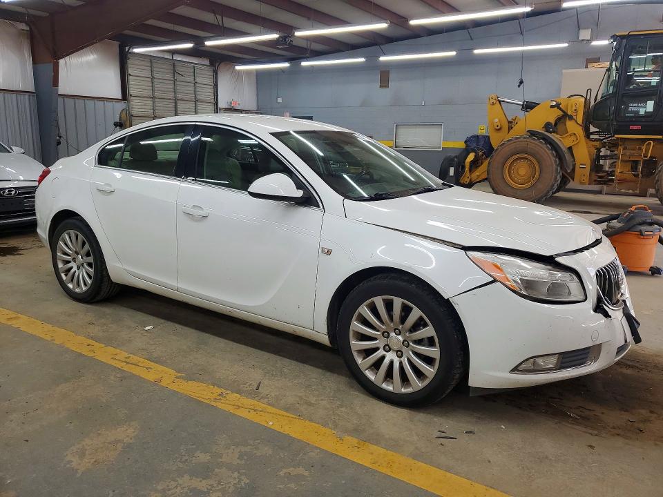Снимка 4 от търг – 2011 BUICK REGAL с VIN W04GR5EC9B1012983