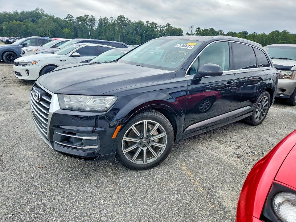 AUDI Q7 2017 with VIN WA1VAAF79HD035907 - Photo from auction
