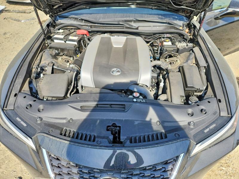 Photo 11 from auction – 2023 LEXUS IS with VIN JTHD81F23P5050783