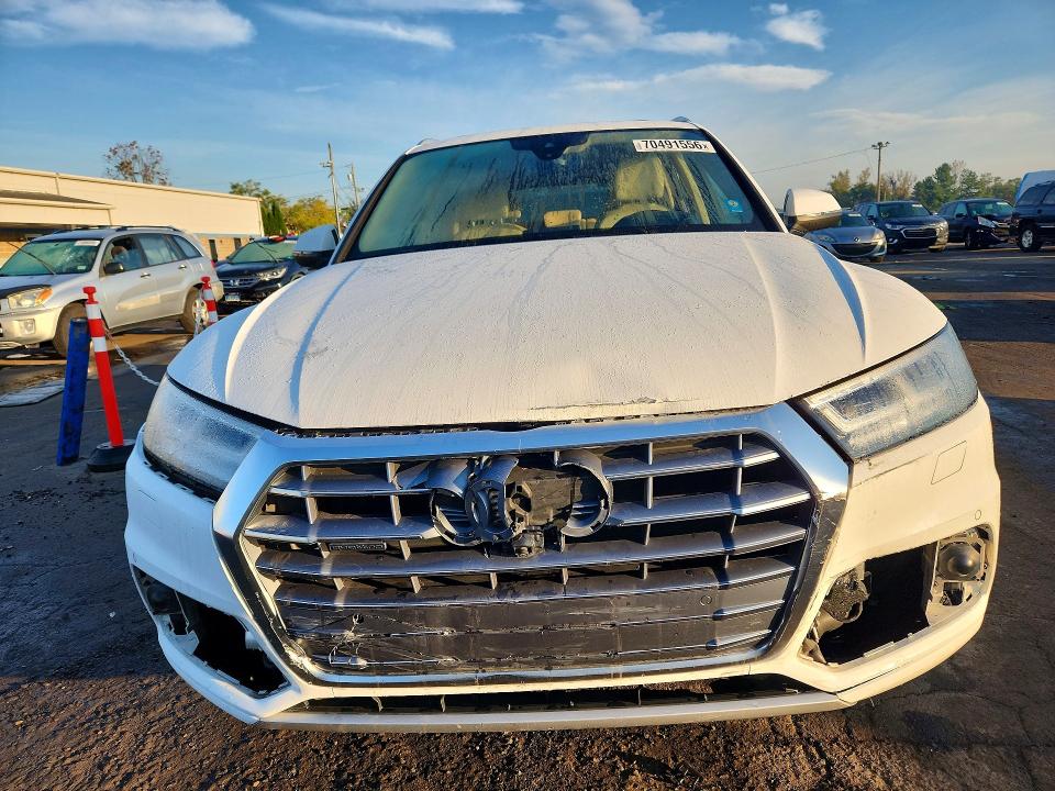 صورة رقم 5 من المزاد - 2018 AUDI Q5 مع VIN WA1CNBFY8J2099156