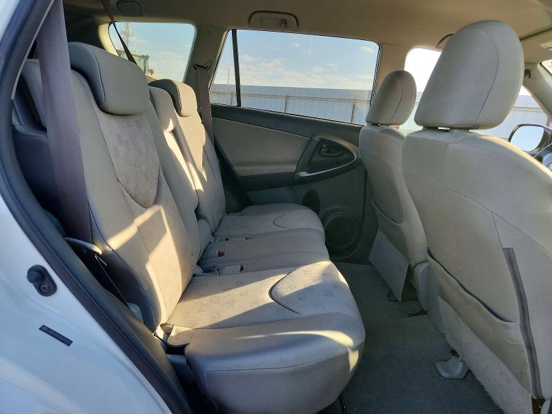 Photo 11 from auction – 2010 TOYOTA RAV4 with VIN JTMZF4DV2A5026946