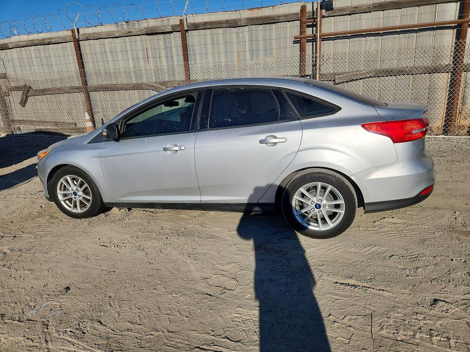 Photo 2 from auction – 2015 FORD FOCUS with VIN 1FADP3F25FL257191