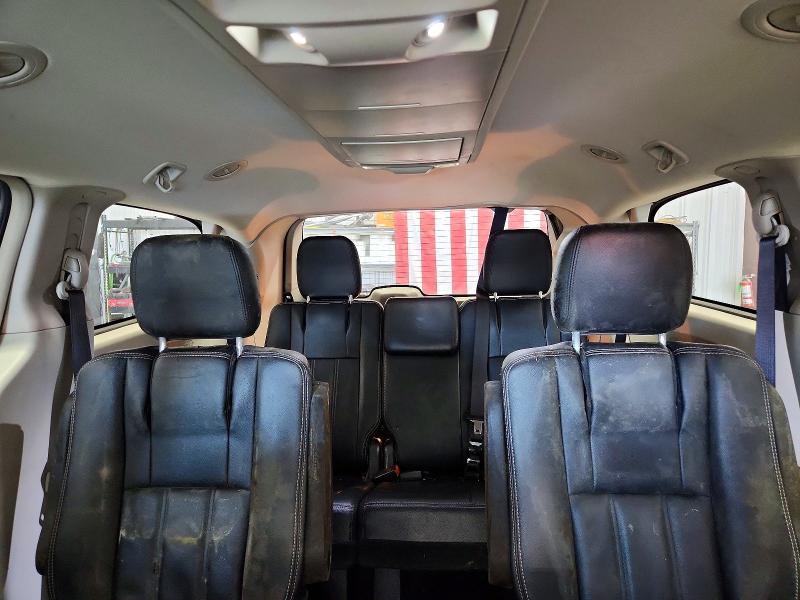 Снимка 10 от търг – 2016 CHRYSLER TOWN & COUNTRY с VIN 2C4RC1BG0GR301009