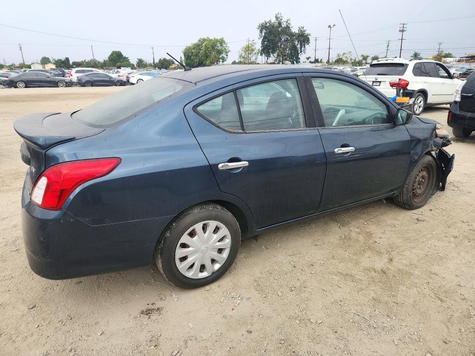 Снимка 3 от търг – 2016 NISSAN VERSA с VIN 3N1CN7AP2GL815724