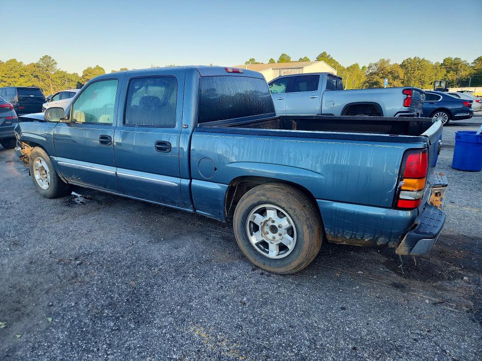 Снимка 2 от търг – 2006 GMC NEW SIERRA с VIN 2GTEC13T361124060