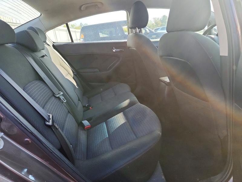 صورة رقم 10 من المزاد - 2014 KIA FORTE مع VIN KNAFX4A61E5189734