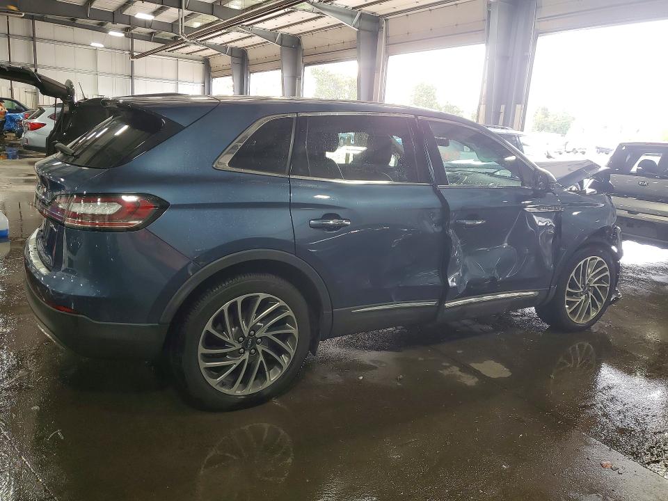 Photo 3 from auction – 2019 LINCOLN NAUTILUS with VIN 2LMPJ8L96KBL41456