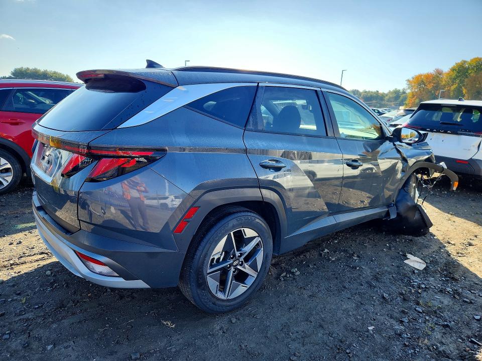 Снимка 3 от търг – 2026 HYUNDAI TUCSON с VIN 5NMJB3DEXTH641523