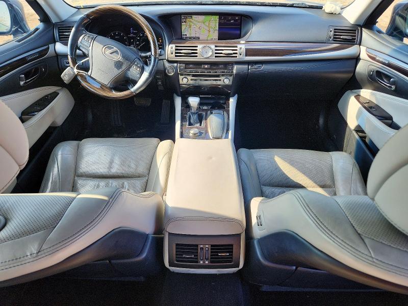 Снимка 8 от търг – 2015 LEXUS LS с VIN JTHCL5EF5F5023220