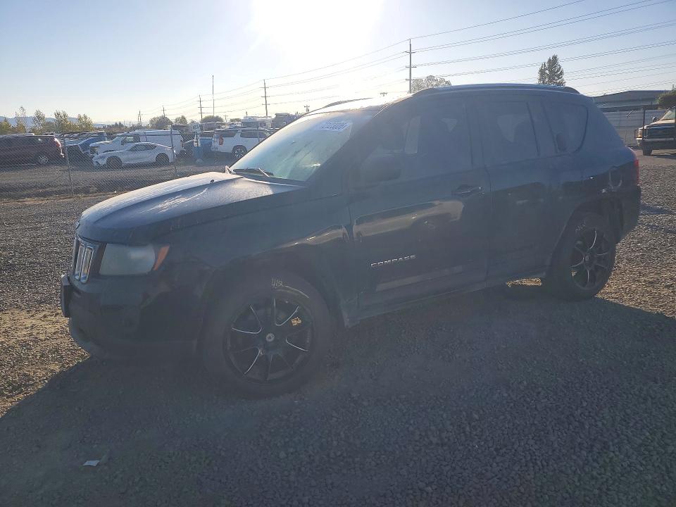 Снимка 1 от търг – 2014 JEEP COMPASS с VIN 1C4NJDBB5ED776634