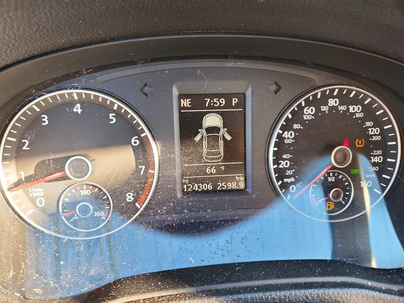 Снимка 9 от търг – 2013 VOLKSWAGEN PASSAT с VIN 1VWBH7A39DC054322