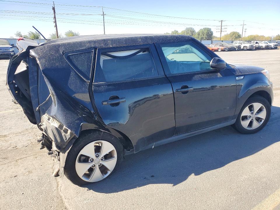 Снимка 3 от търг – 2016 KIA SOUL с VIN KNDJN2A29G7830009