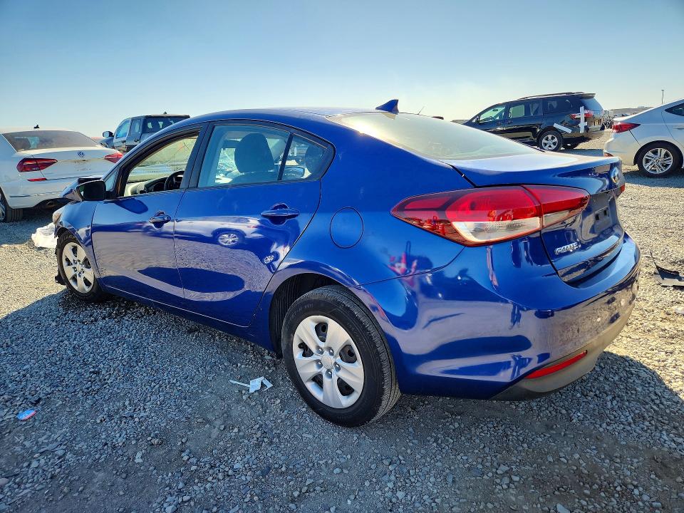 Фото 2 с аукциона – 2017 KIA FORTE с VIN 3KPFK4A74HE049910
