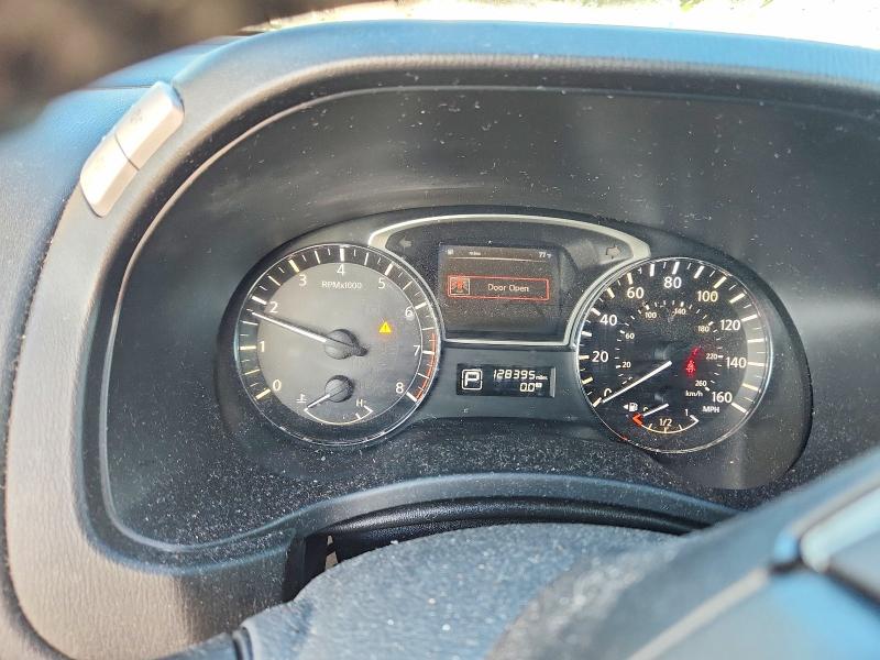 Снимка 9 от търг – 2014 NISSAN PATHFINDER с VIN 5N1AR2MN6EC627914