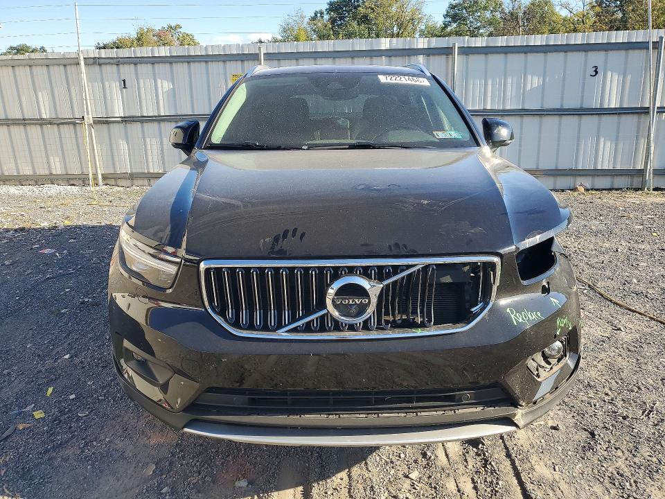 Zdjęcie 5 z aukcji – 2020 VOLVO XC40 z VIN YV4162UL2L2311406
