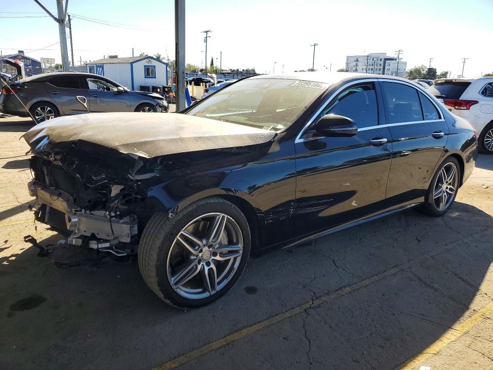 Photo 1 from auction – 2017 MERCEDES-BENZ E with VIN WDDZF4JB4HA166465
