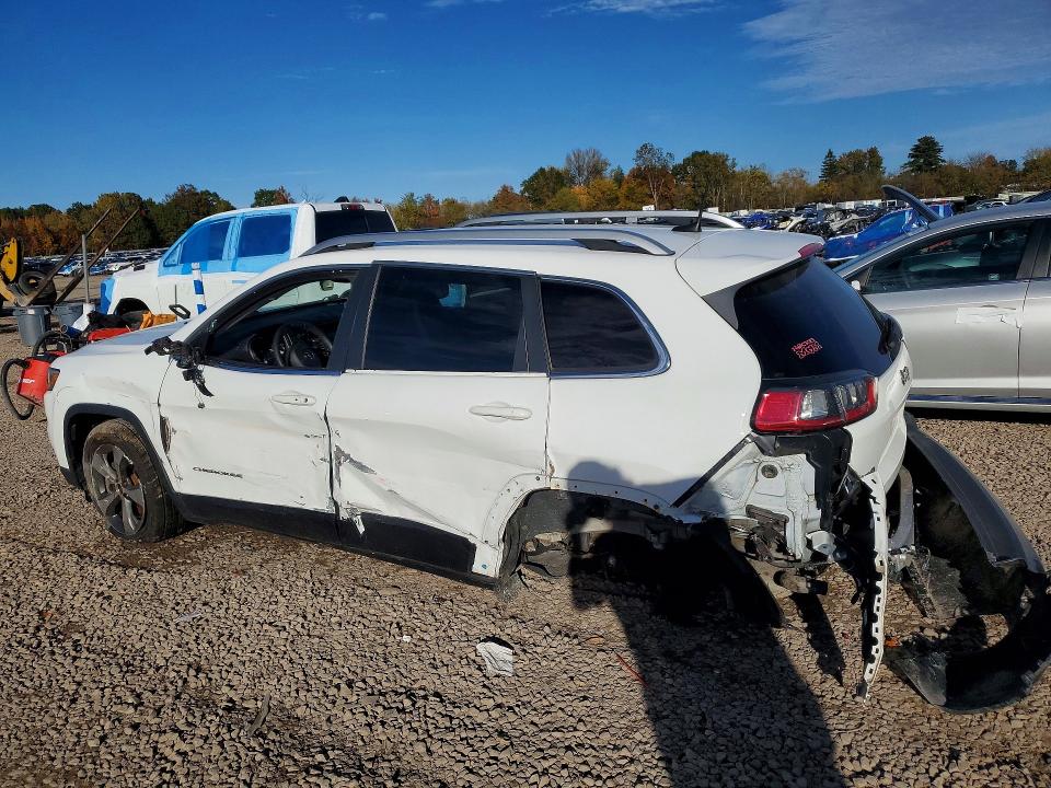 Photo 2 from auction – 2019 JEEP CHEROKEE with VIN 1C4PJMDX8KD218208