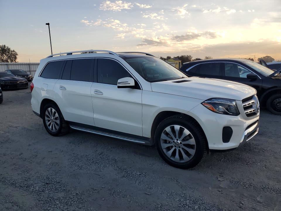 Снимка 4 от търг – 2018 MERCEDES-BENZ GLS с VIN 4JGDF6EE8JB156196