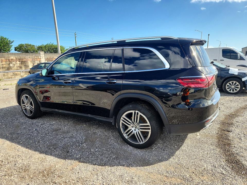 Снимка 2 от търг – 2026 MERCEDES-BENZ GLS с VIN 4JGFF5KE4TB703751