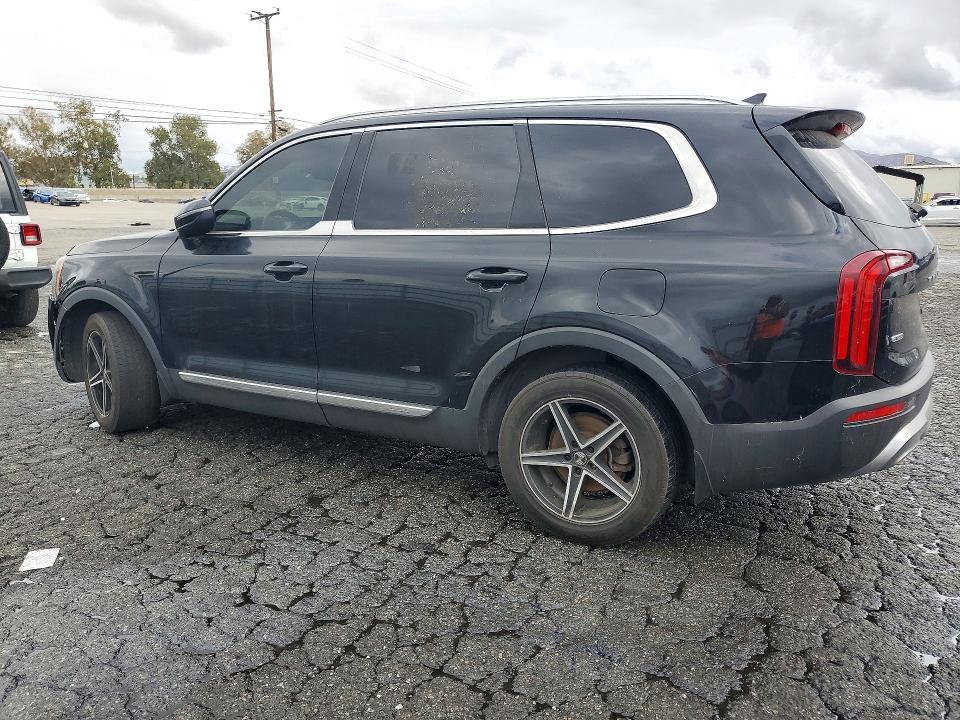 Снимка 2 от търг – 2022 KIA TELLURIDE с VIN 5XYP3DHC5NG211398