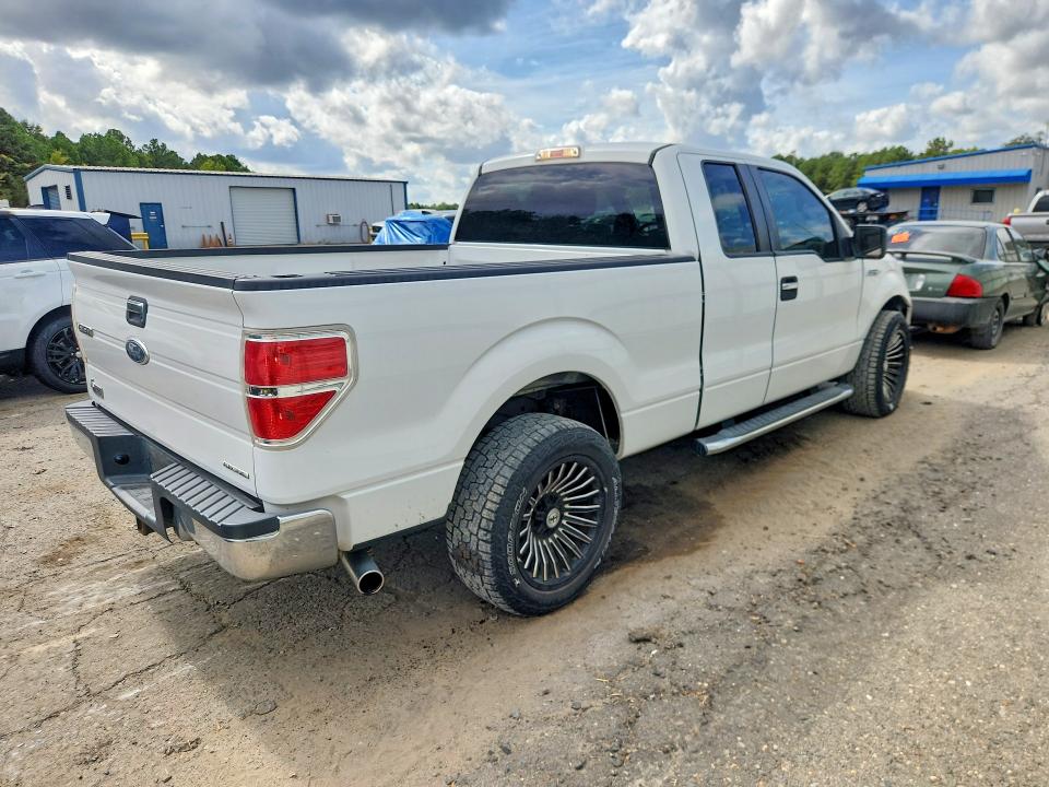 Снимка 3 от търг – 2011 FORD F150 с VIN 1FTFX1CF4BFA40738