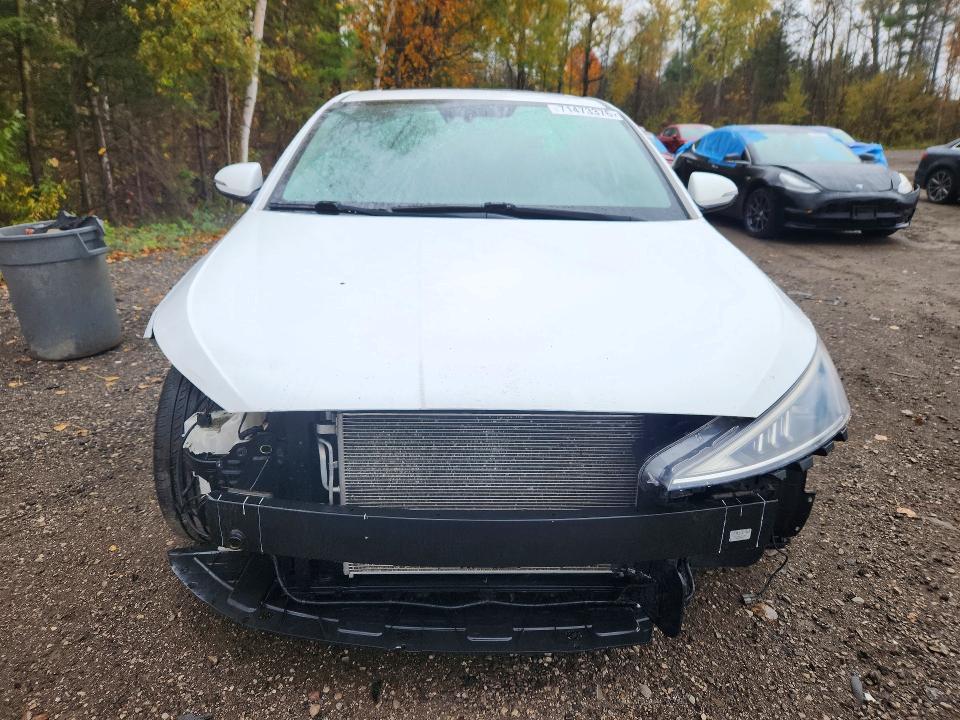 Снимка 5 от търг – 2019 HYUNDAI ELANTRA с VIN KMHD84LF6KU801296