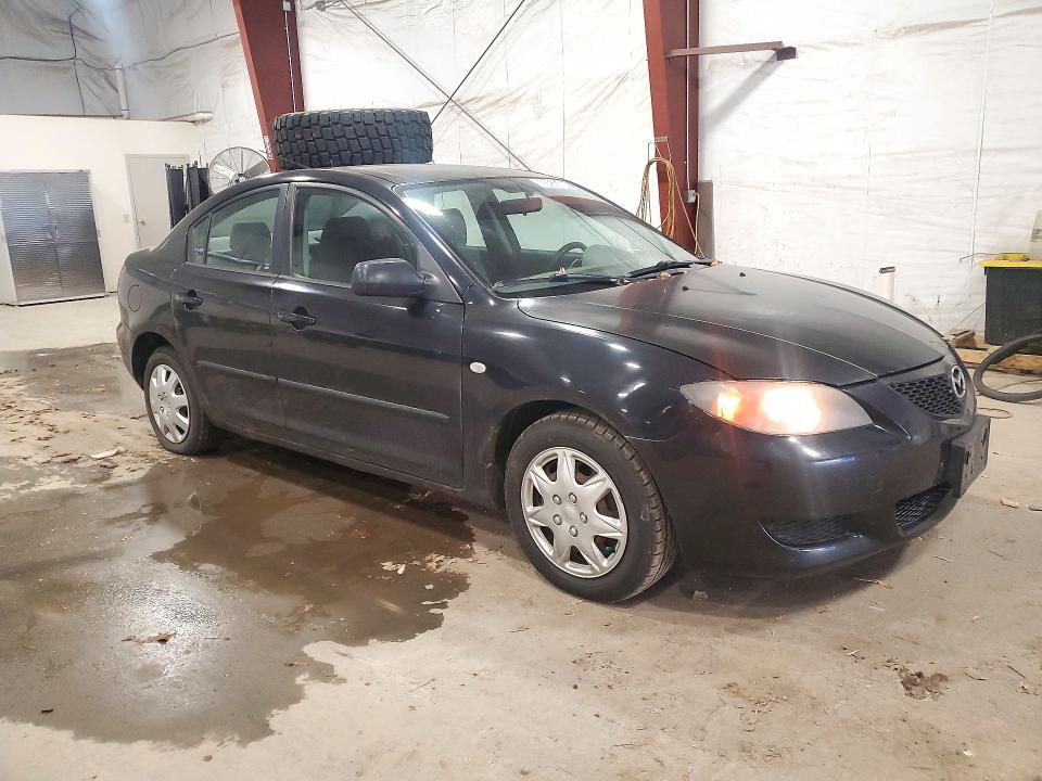 Photo 4 from auction – 2006 MAZDA 3 with VIN JM1BK12GX61437297
