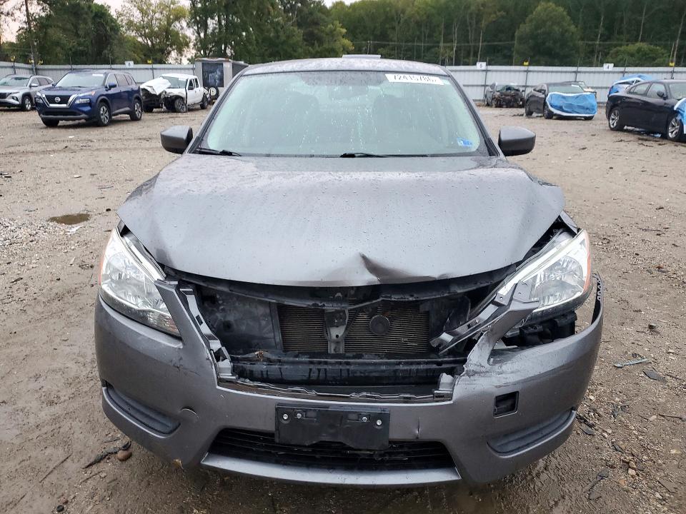 Photo 5 from auction – 2015 NISSAN SENTRA with VIN 3N1AB7AP2FY297938