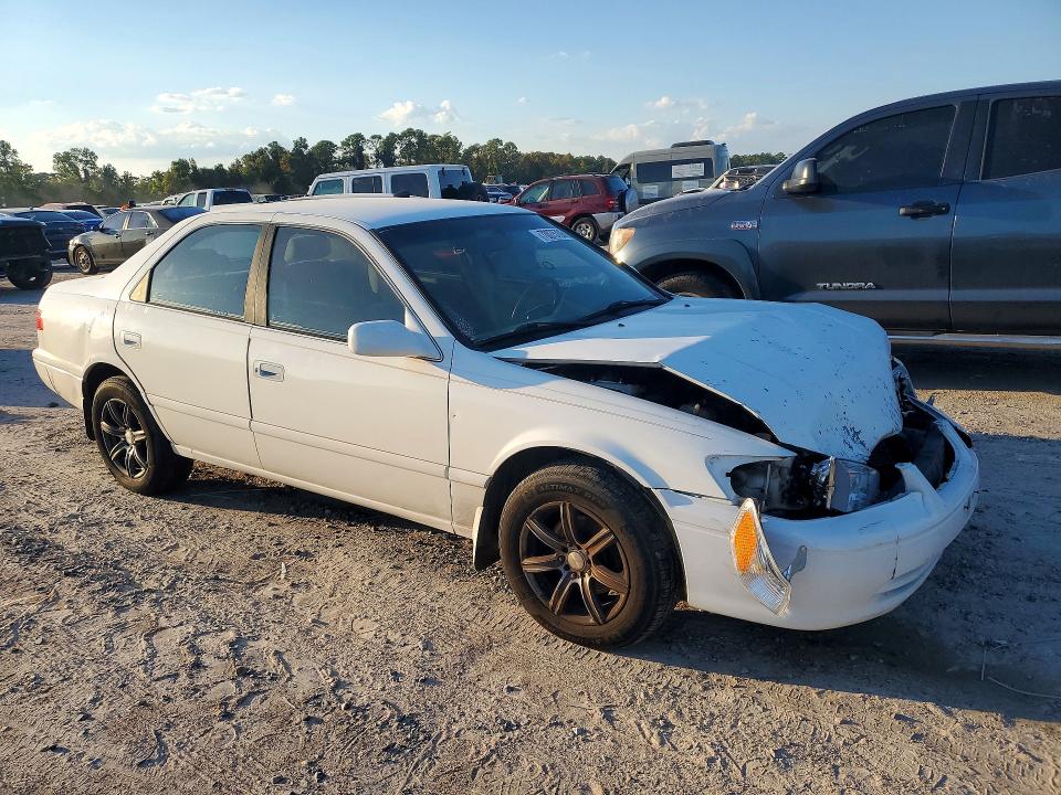 Снимка 4 от търг – 2001 TOYOTA CAMRY с VIN 4T1BG22K11U849929