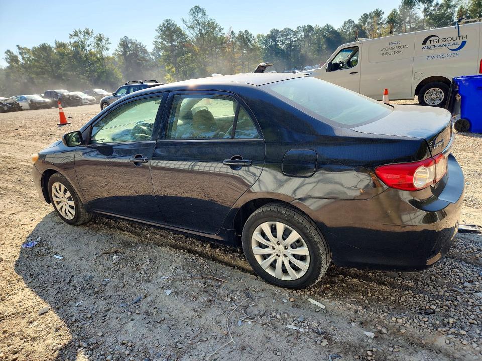 Снимка 2 от търг – 2013 TOYOTA COROLLA с VIN 5YFBU4EEXDP139234