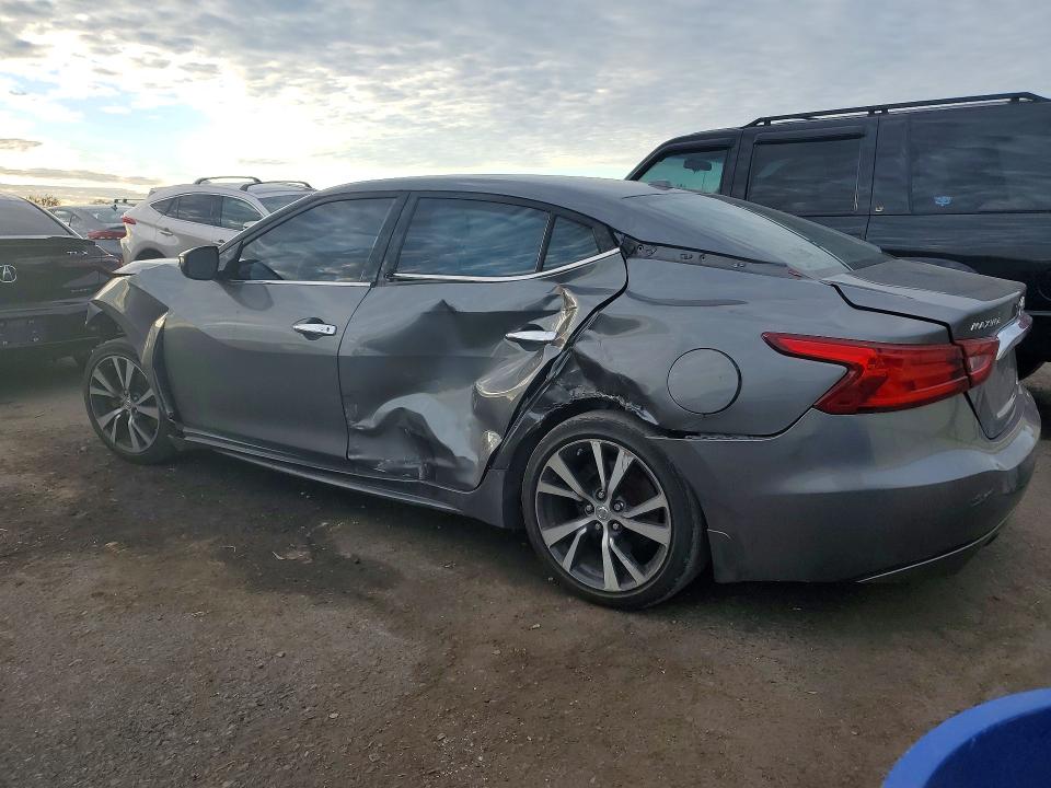 Снимка 2 от търг – 2017 NISSAN MAXIMA с VIN 1N4AA6AP4HC436477