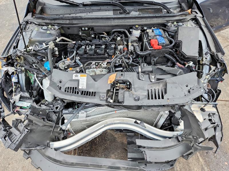Снимка 11 от търг – 2025 HONDA ACCORD с VIN 1HGCY1F49SA004018