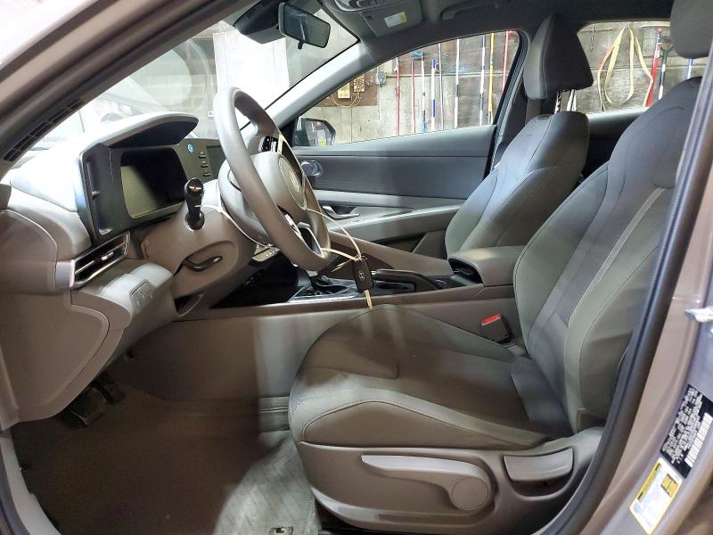 Снимка 7 от търг – 2024 HYUNDAI ELANTRA с VIN KMHLL4DG7RU680645