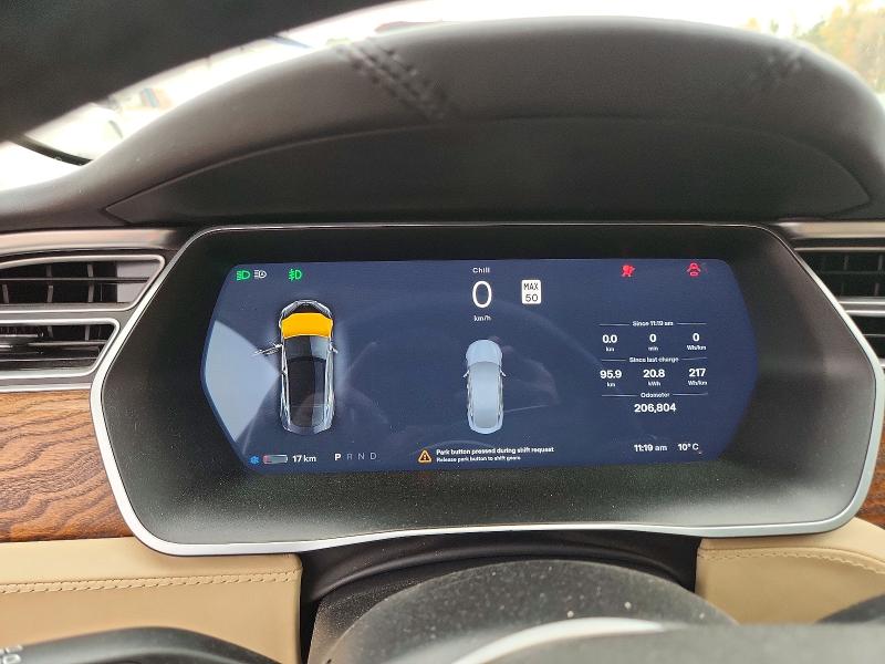 Foto 9 de la subasta – 2017 TESLA MODEL S con VIN 5YJSA1E2XHF211404