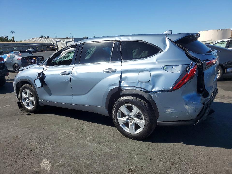 Photo 2 from auction – 2021 TOYOTA HIGHLANDER with VIN 5TDZARAH2MS009959