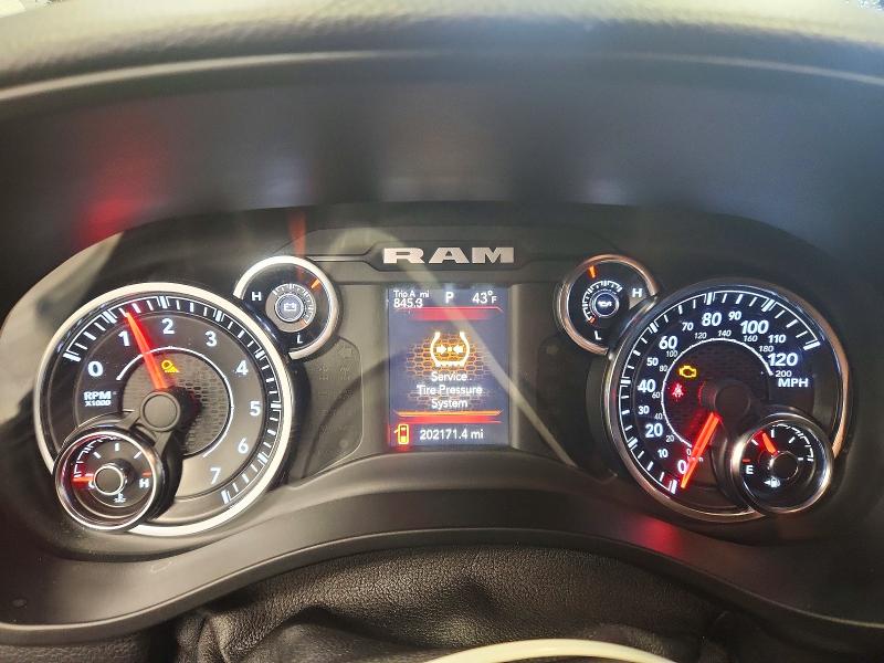 Снимка 9 от търг – 2020 RAM 1500 с VIN 1C6RREMT7LN238621