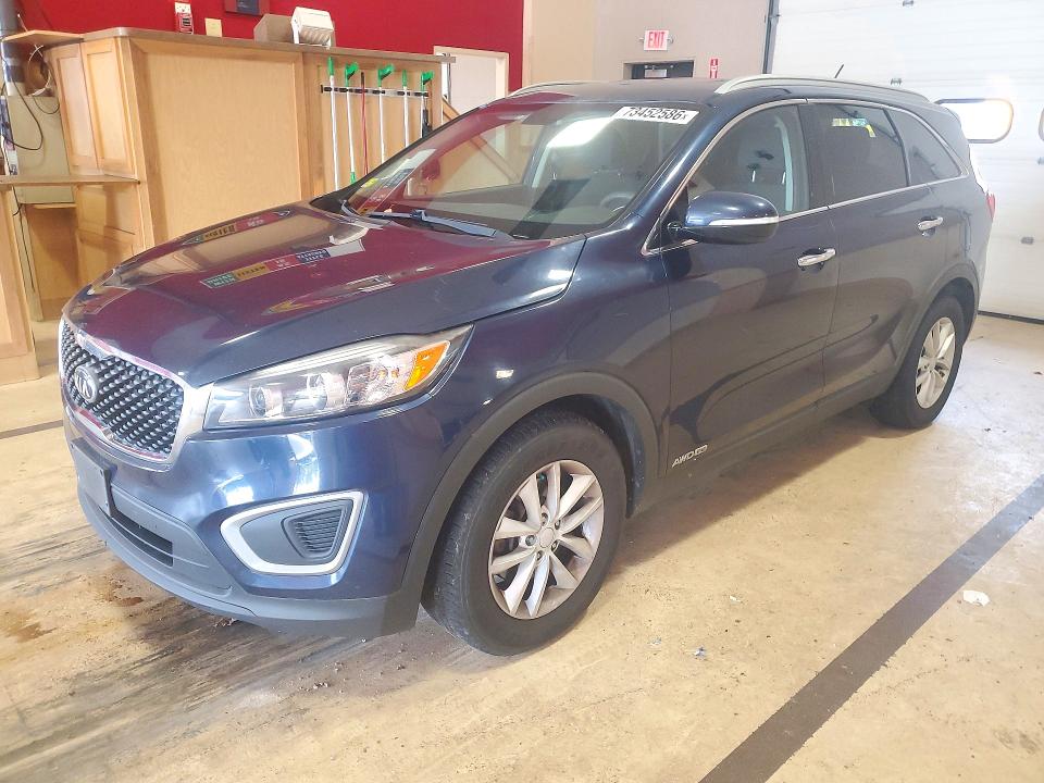 KIA SORENTO 2018 с VIN 5XYPGDA58JG396945 - Фото с аукциона
