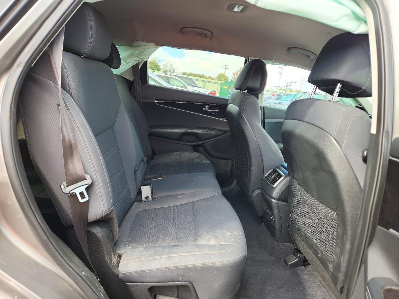 Foto 11 de la subasta – 2017 KIA SORENTO con VIN 5XYPGDA30HG265145