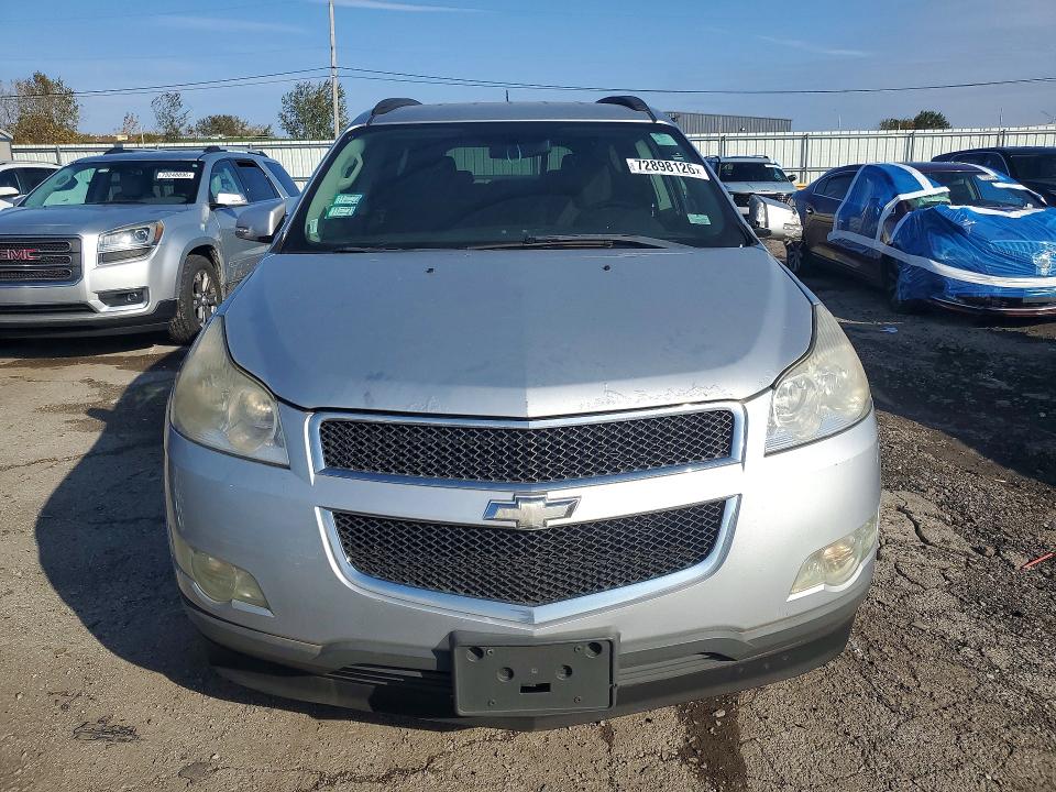 Photo 5 from auction – 2012 CHEVROLET TRAVERSE with VIN 1GNKVGED8CJ269559