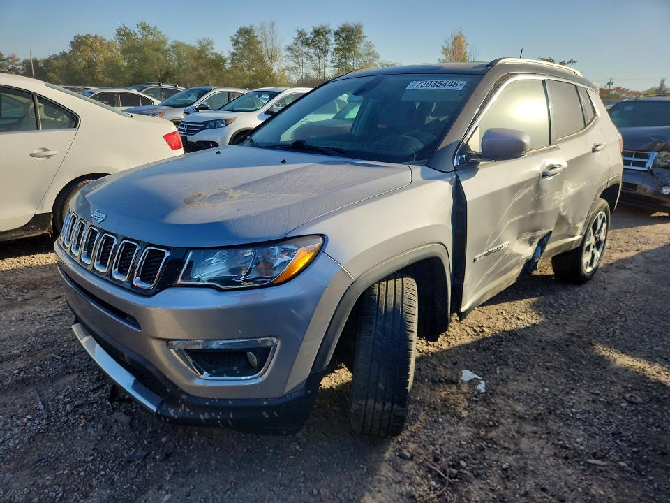 JEEP COMPASS 2018 with VIN 3C4NJDCBXJT395624 - Photo from auction