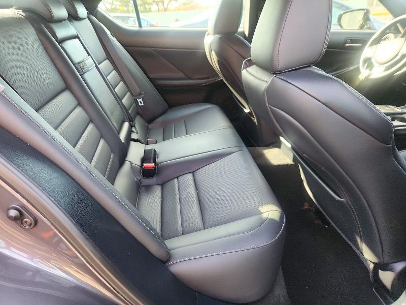 Фото 10 с аукциона – 2023 LEXUS IS 500 с VIN JTHAP1D24P5002332