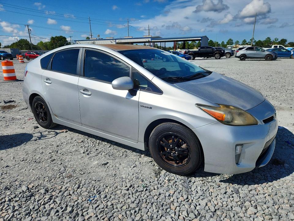 Foto 4 de la subasta – 2015 TOYOTA PRIUS con VIN JTDKN3DUXF1913215