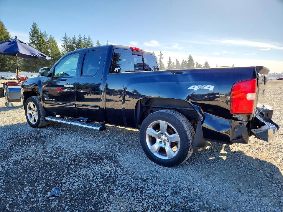 Photo 2 from auction – 2011 CHEVROLET SILVERADO with VIN 1GCRKSE35BZ298950