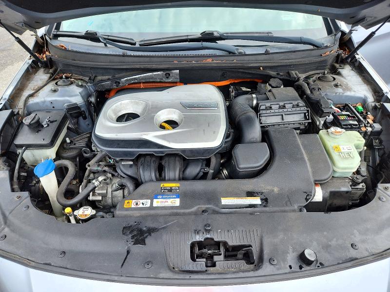 Снимка 11 от търг – 2016 HYUNDAI SONATA HYBRID с VIN KMHE24L13GA010615