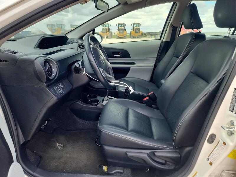 Снимка 7 от търг – 2014 TOYOTA PRIUS C с VIN JTDKDTB35E1561916