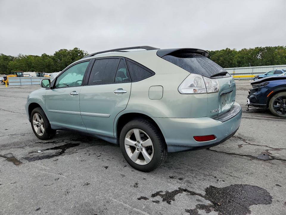 Фото 2 с аукциона – 2025 LEXUS RX с VIN 2T2HK31U98C053177