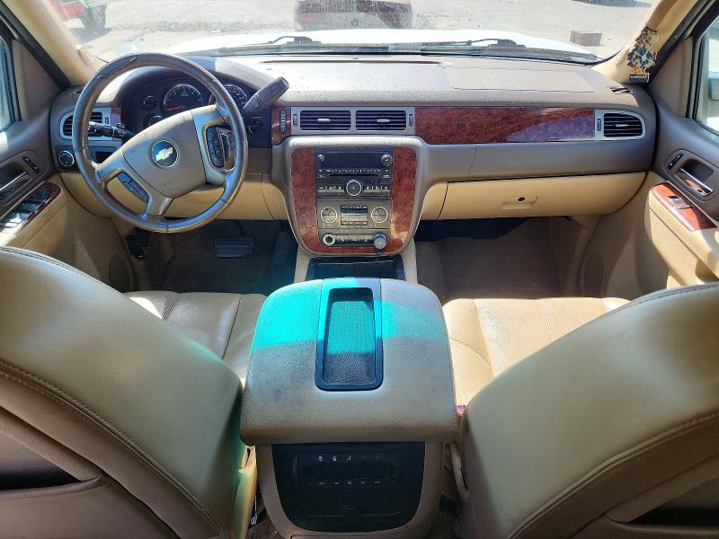 Photo 8 from auction – 2014 CHEVROLET TAHOE with VIN 1GNSCBE09ER154589