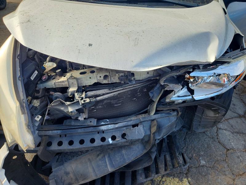 Снимка 11 от търг – 2014 NISSAN VERSA NOTE с VIN 3N1CE2CP5EL382526
